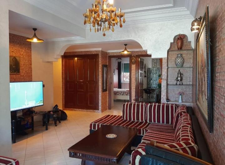 Stay Here, Nice Apartment With Garden View In Center, 1 Min Walk From Beach El Jadida Exterior photo